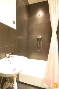 kORNEL BATHROOM HOSTEL